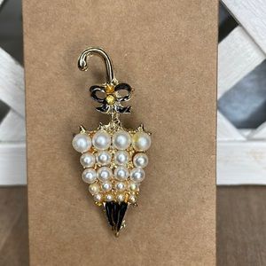 Vintage Pearl Umbrella brooch pin